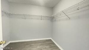 Building Photo - 2387 Brian Lakes Dr E