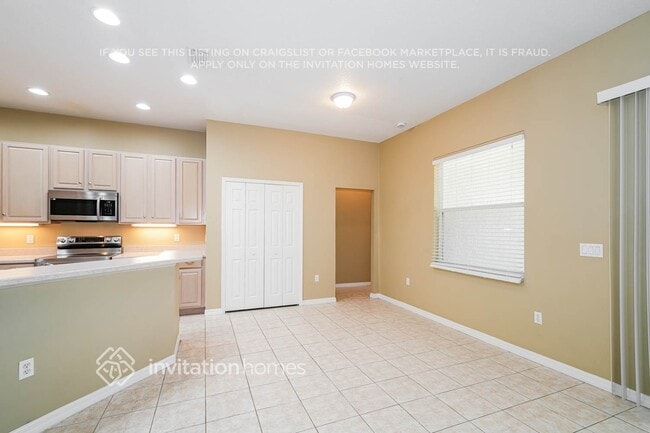Building Photo - 1649 Oak Park Ct