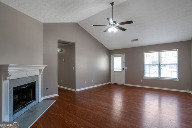 Foto del edificio - 90 Allen Oaks Way