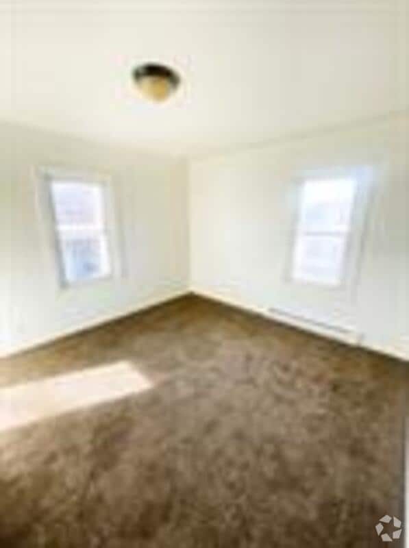 Building Photo - 216 1st Dr NW