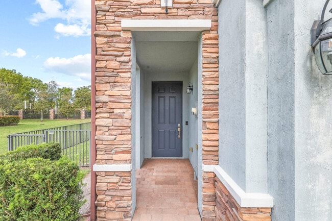 Building Photo - 12772 Anthorne Ln