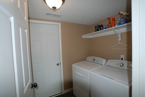 Foto del edificio - 2603 Verity Ln