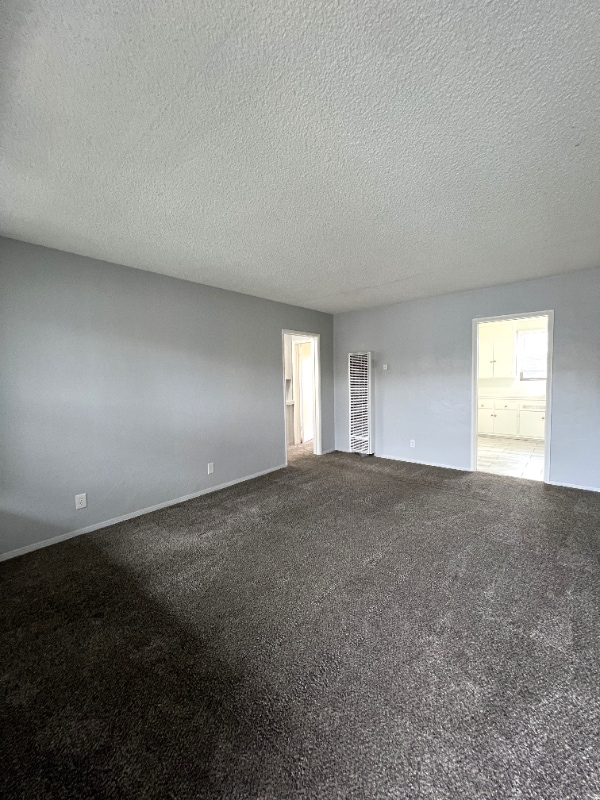 Foto del edificio - 722 E Carson St
