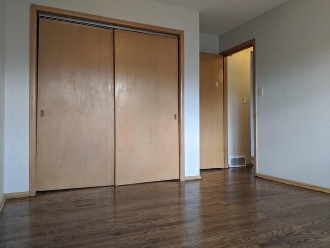 Foto del edificio - 5806 N 76th St