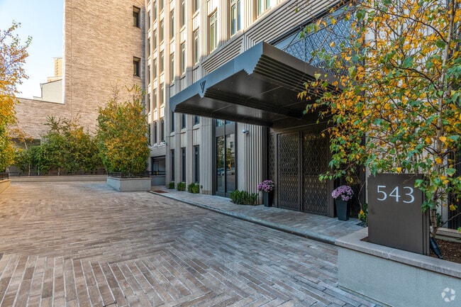 Building Entrance - Vandewater
