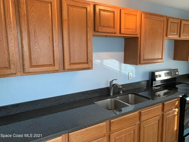 Foto del edificio - 302 Lincoln Ave