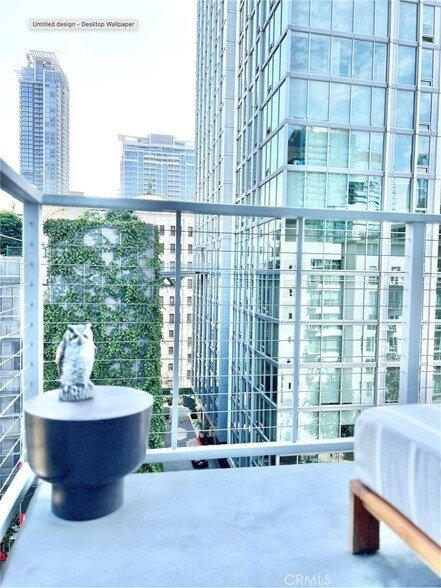 Foto del edificio - 645 W 9th St