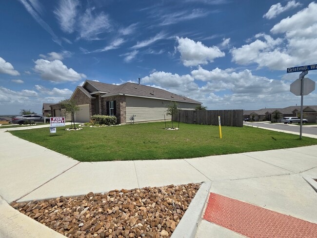 Photo - 3703 Gristmill Wy House