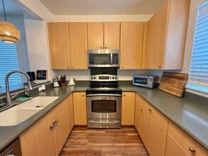 Building Photo - 31 Kaloaloa Way
