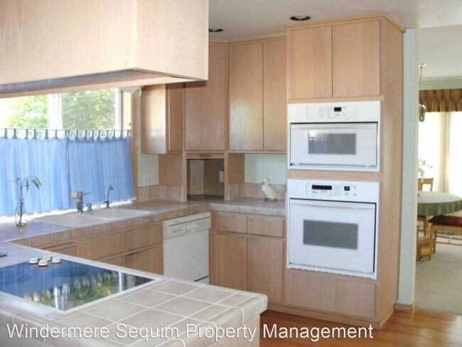 Foto del edificio - 2 br, 2 bath House - 201 Foursome