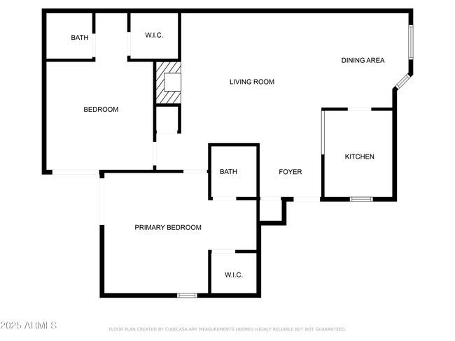 Building Photo - 850 S River Dr