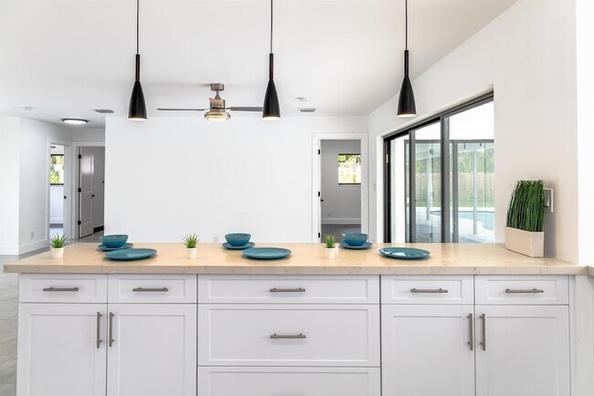 Foto del edificio - 1001 NW 6th Dr