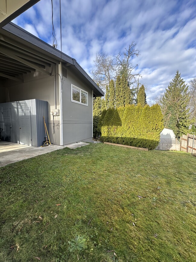 Building Photo - 12003-12013 13th St NE