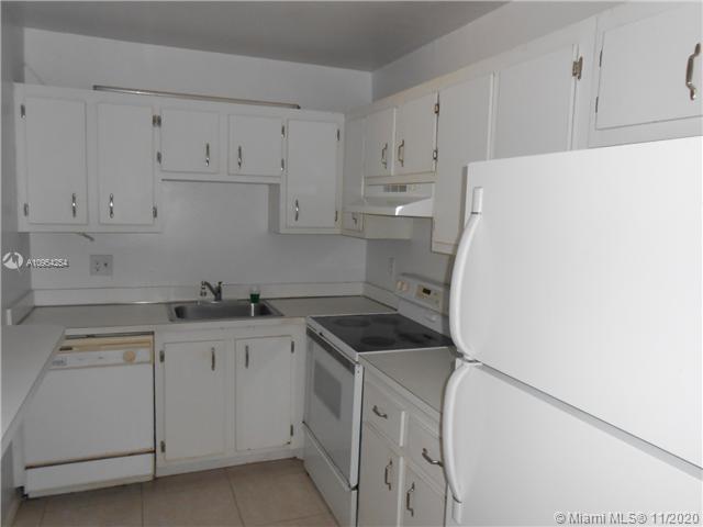 Foto del edificio - 4154 Inverrary Dr