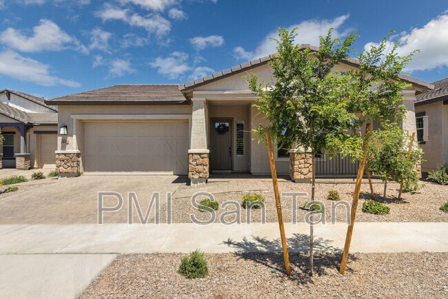 Building Photo - 20598 E Avenida Del Valle