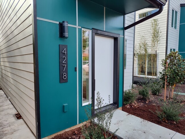 Foto del edificio - 4278 NE Going St