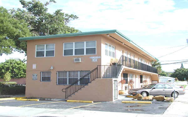 Foto del edificio - 700 NW 15th Ave
