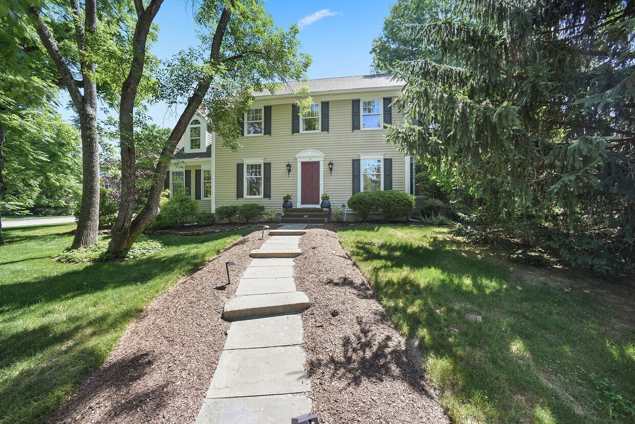 16 Devonshire Ln, Mendham Township, NJ 07945 House for Rent in