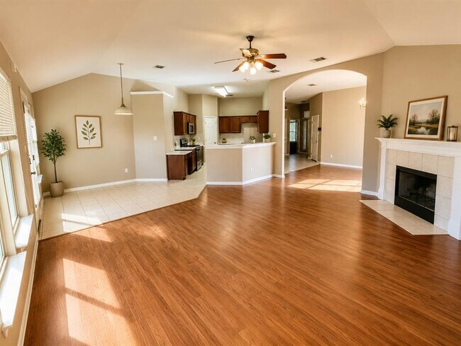 Foto del edificio - 126 Copperwood Loop