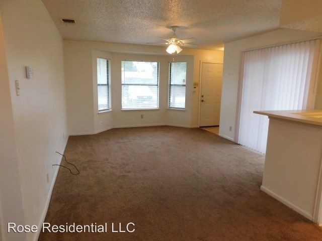 Building Photo - 6303 Cambridge Dr