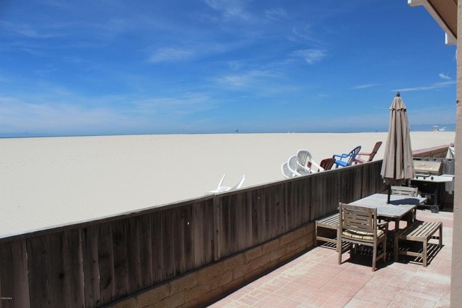 Building Photo - 1505 Ocean Dr