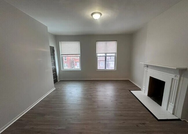 Foto del edificio - 3829 S Compton Ave