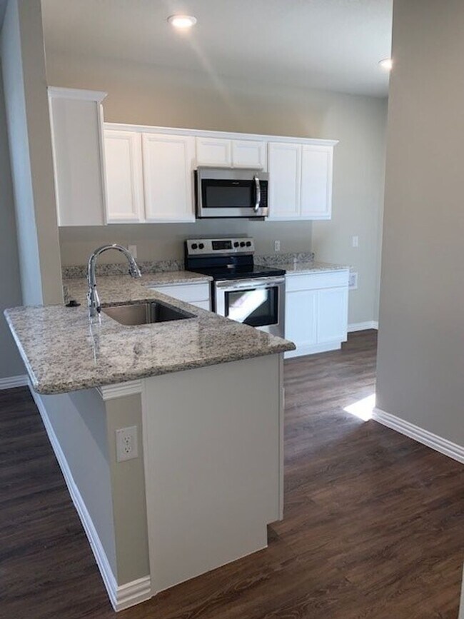 Building Photo - NEWLY BUILT HOME