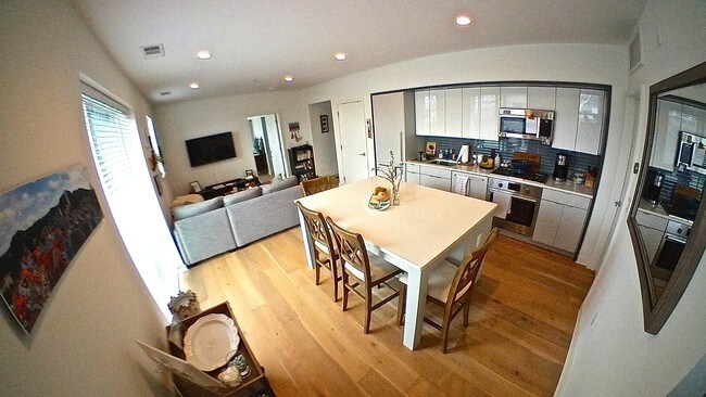 Kitchen - 129 W St NW