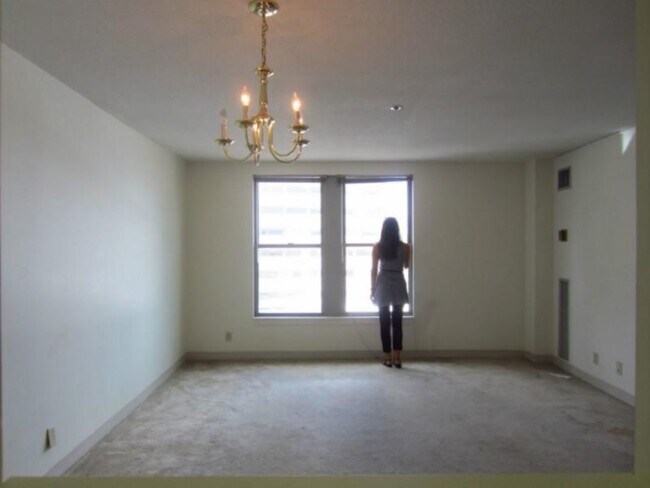 Building Photo - 357 Columbus Ave