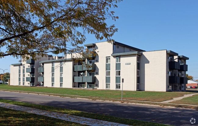 Building Photo - Parkview Terrace Apartments