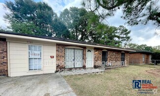 Building Photo - 6706 Oak Park Dr