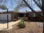 Foto principal - NE Heights 3 bedroom