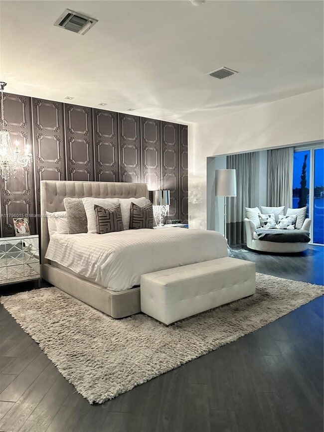 Foto del edificio - 6801 NW 113th Ct