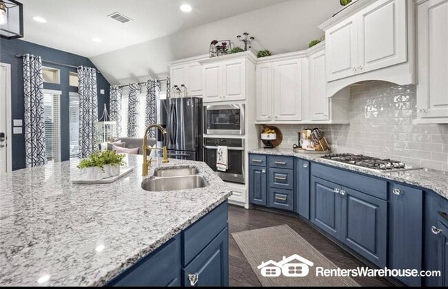 Building Photo - 23626 Sage Villa Dr