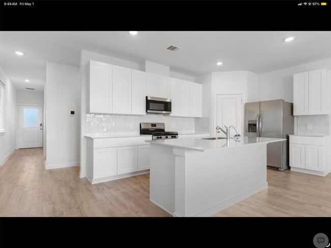 Building Photo - 3550 Adelie Ln