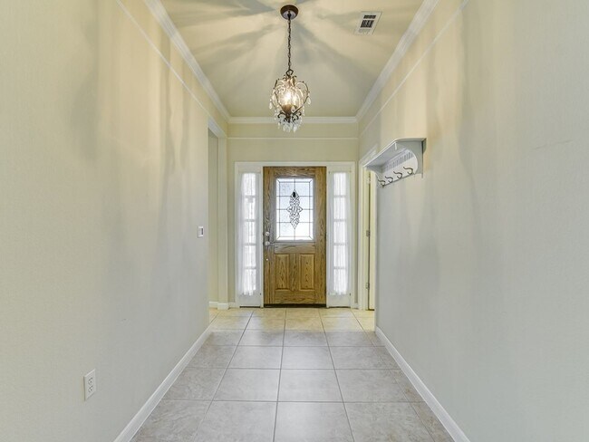 Building Photo - 305 Lake Sommerville Trail