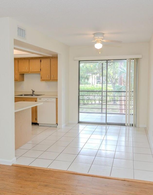 Foto del edificio - 4464 Oak Terrace Dr