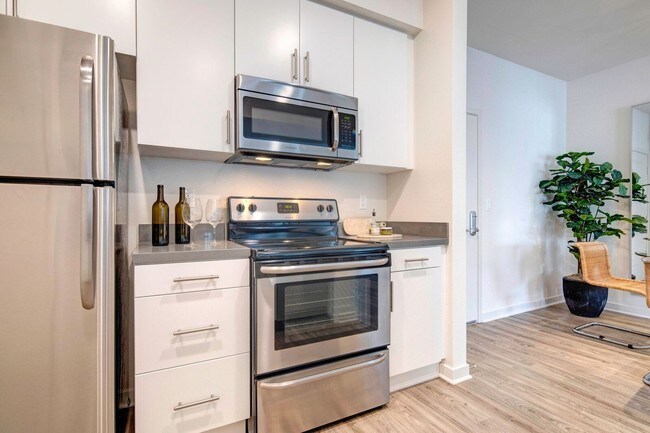 Foto del edificio - 5762 Morley St