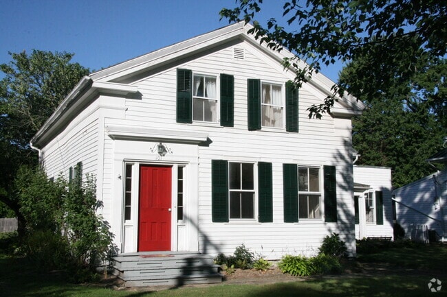 Built in 1837 - 101 Center St