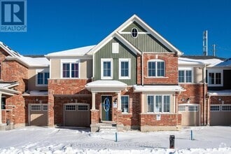 Building Photo - 96 Hutt Cres