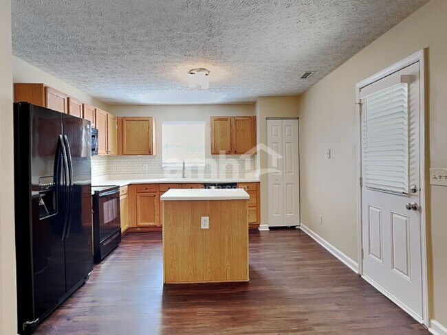 Building Photo - 6907 Havenwood Dr