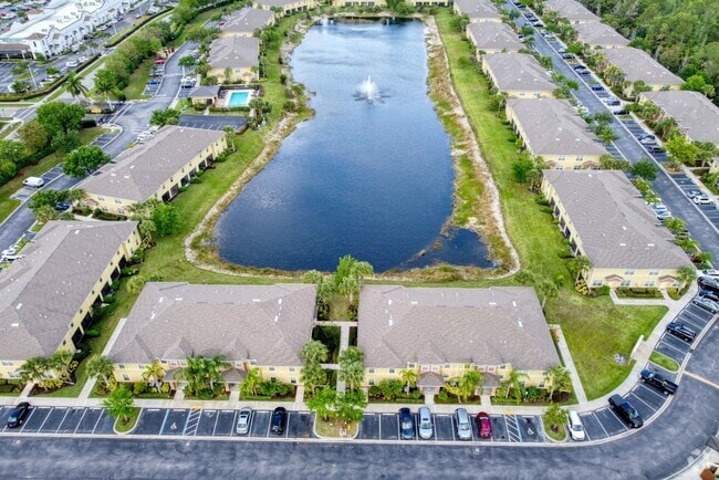 Building Photo - 9093 Gervais Cir