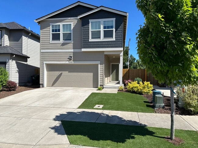 Building Photo - 4 bedroom 2.5 bathrooms in the beautiful M...