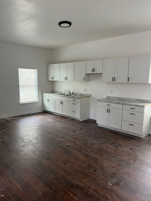 Building Photo - 1420 Orgill