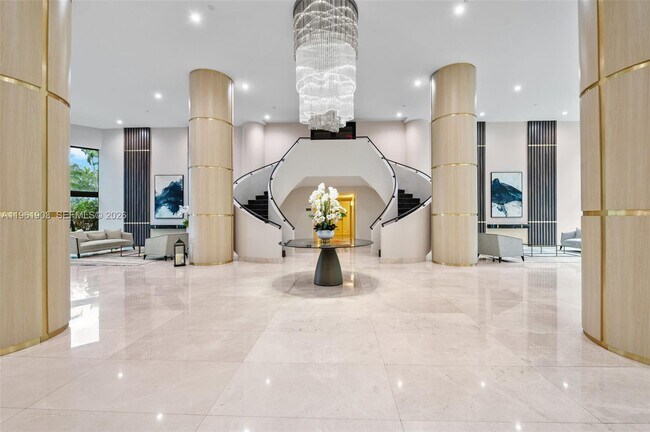 Building Photo - 3500 Mystic Pointe Dr