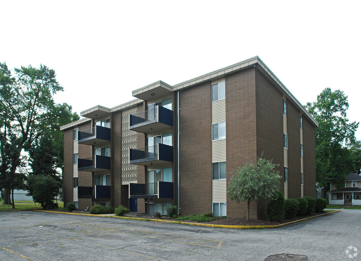 Building Photo - Notre Dame Apartments