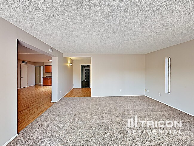 Foto del edificio - 4121 W Griswold Rd