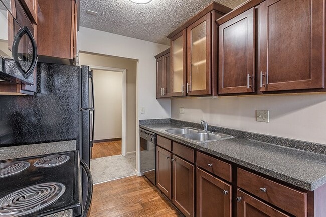 Foto del edificio - Delta Square Apartments - Lansing, MI