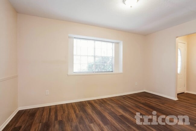 Building Photo - 12119 Fawnway Dr