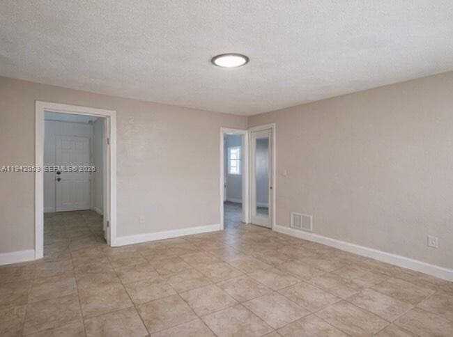 Building Photo - 12275 NE 19th Ave